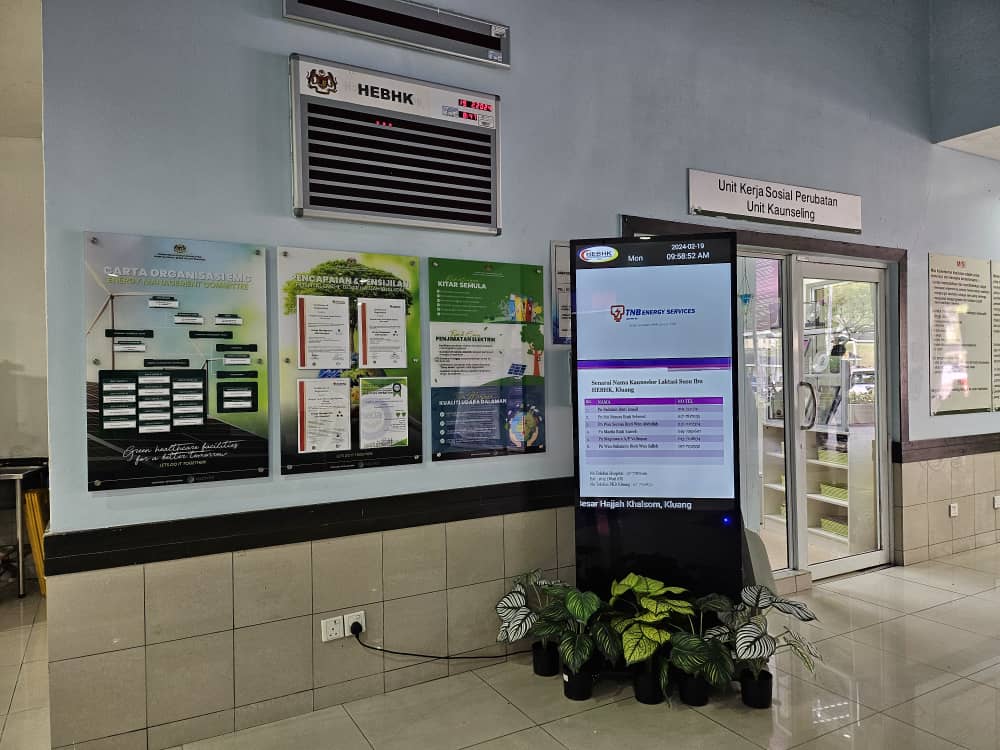 Enche' Besar Hajjah Khalsom Hospital Kluang digital standee display
