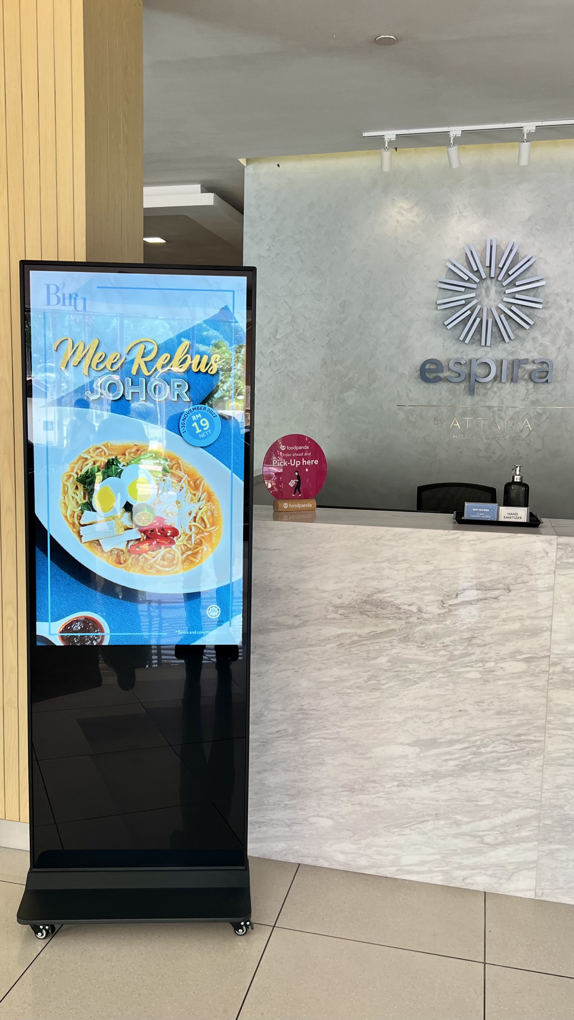 Espira Kinrara digital standee touch